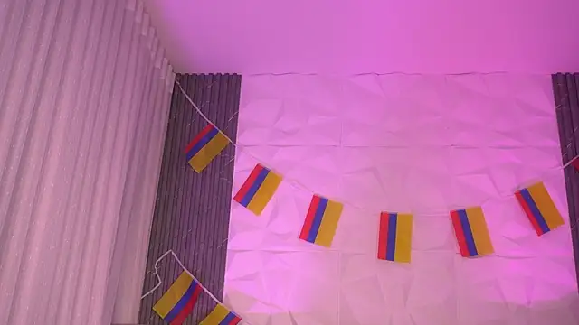 katy_rioss লাইভ XXX চ্যাট