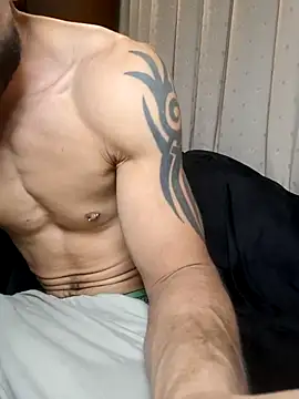 Chat XXX en directo de Maxpac_roccox
