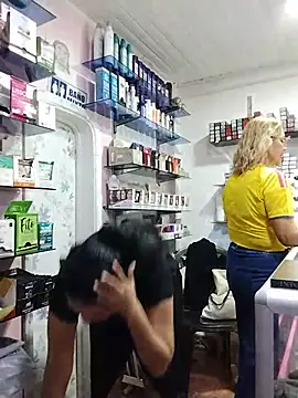 Chat +18 de keilymadam ao vivo