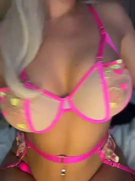 PinaColaBoom Live XXX-chat