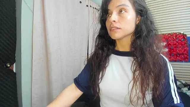 rosse_2504's Live XXX Chat