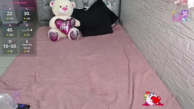 EmilyCoy_のライブXXXチャット