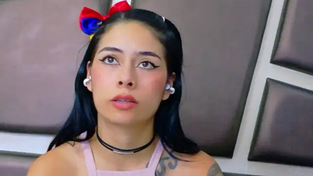 NicoleEsposito Chat XXX live