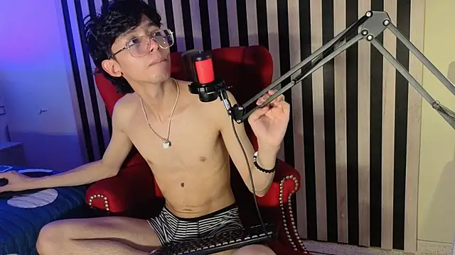 Chatroom XXX en direct de Twink_Sebas7