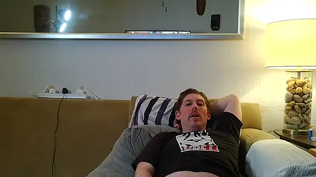 9VOLTT's Live XXX Chat