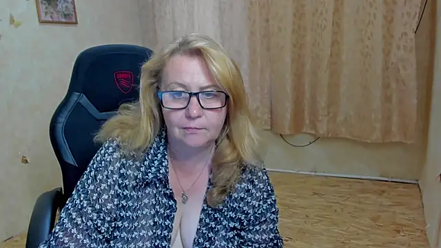 Frau_Marta's Live XXX Chat