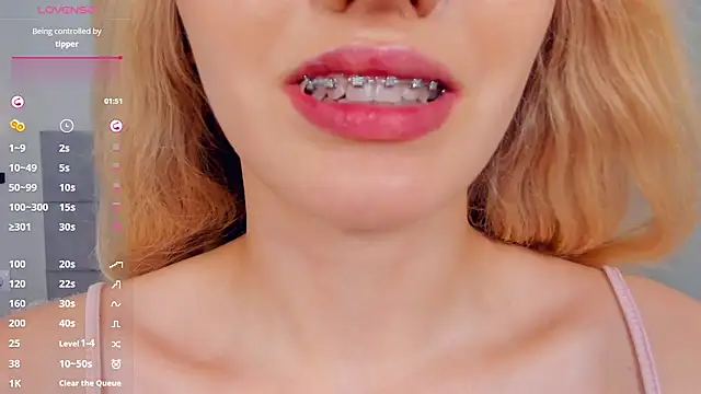 Barbiebloom's Live XXX Chat