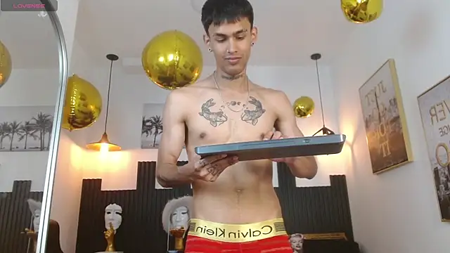 Duncan_brown's Live XXX Chat