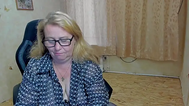 Frau_Marta's Live XXX Chat