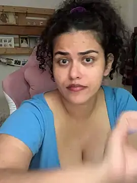 Curvydesifromgermany's Live XXX Chat