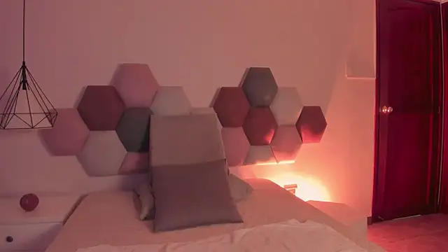 AnnieBlluee's Live XXX Chat