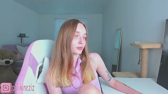 MoonDust's Live XXX Chat