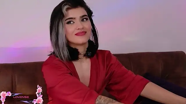 La_Diabla_111_'s Live XXX Chat