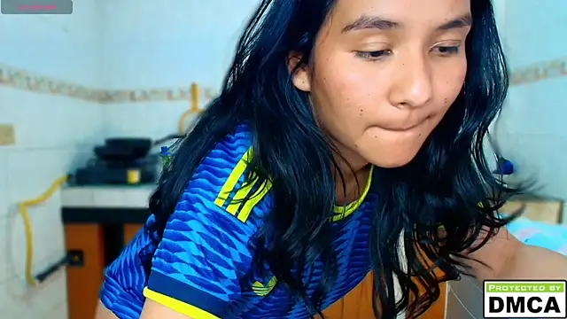Lily_Owns' Live XXX Chat