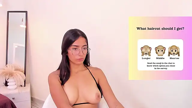 Chat XXX en directo de your_khloe