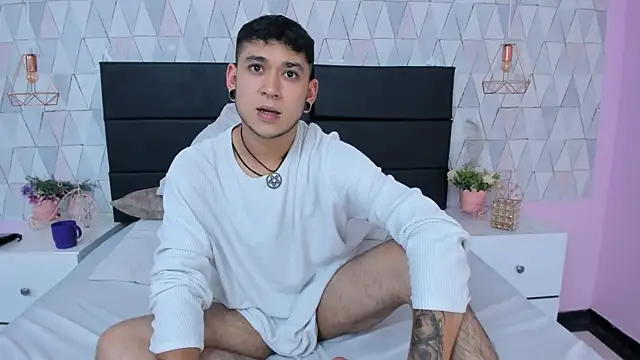 MarkLaurens Chat XXX live