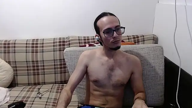 Chatroom XXX en direct de cholitohermoso