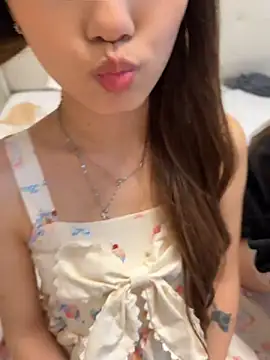 yang818n Live XXX chat
