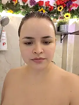 SeleneLuminari8 即時 XXX 聊天