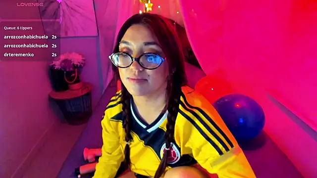 Chat XXX en directo de ginger_honey_
