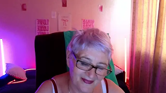 Sandra_Snowflake's Live XXX Chat