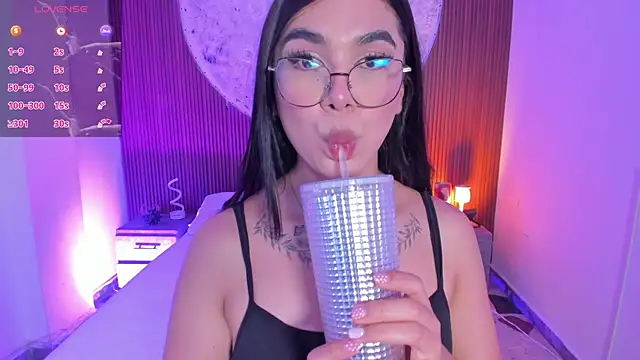 Chat XXX en directo de RoseCassie
