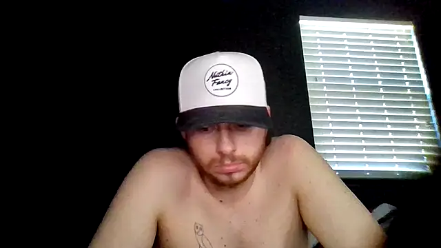 Mikecloudyhawk's Live XXX Chat