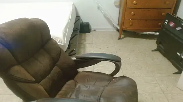 Chatroom XXX en direct de DADDY_KANE8---