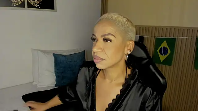 summer_night_'s Live XXX Chat