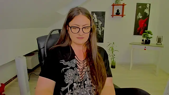 MistressDarrah Live XXX-chat