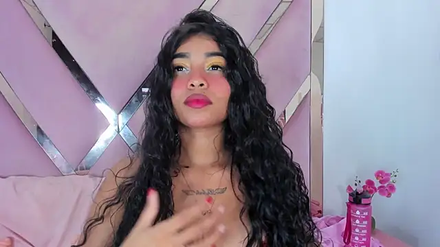 honeyhtx's Live XXX Chat