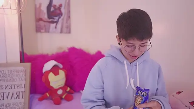 tommy_blue – Naživo XXX chat