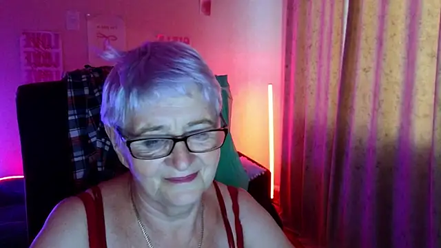 Sandra_Snowflake: απευθείας συνομιλία ΧΧΧ