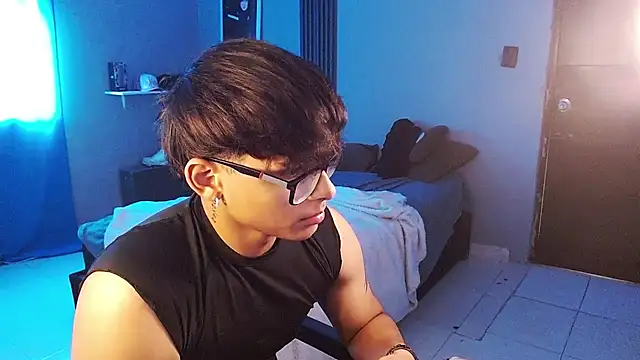แชท XXX สดของ Mr_yisuzz