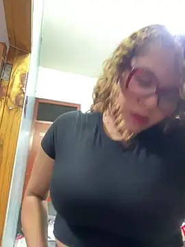 Živý XXX chat ROSALIASSHOP