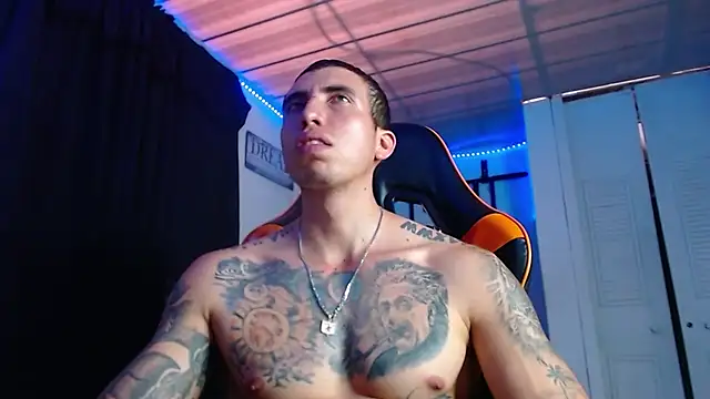 Adam_Hudsond Chat XXX in diretta