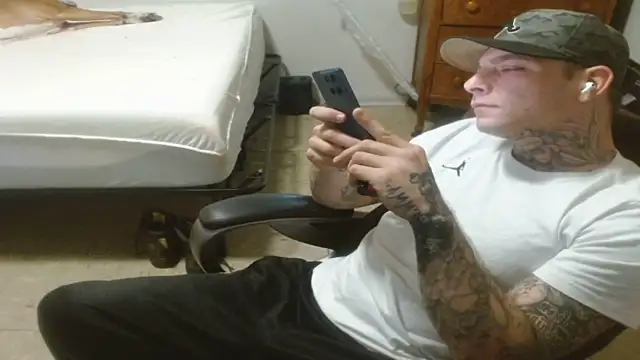 Chat XXX ao vivo de DADDY_KANE8---