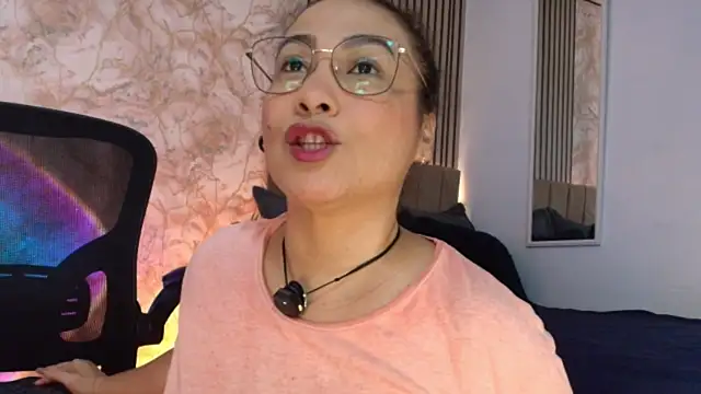 JuliRamirez 现场XXX聊天