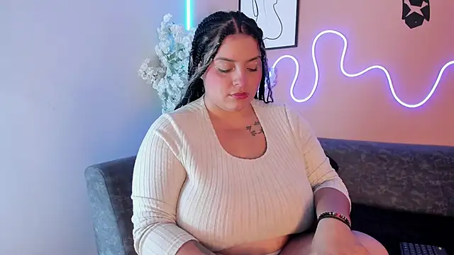 Czat XXX na żywo – karo_linee1