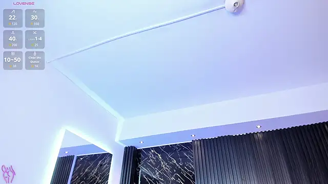 charlottewhitte XXX чат на живо