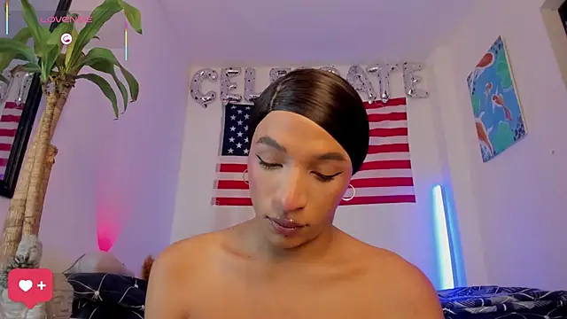 Chat XXX en directo de Naughty_Blue