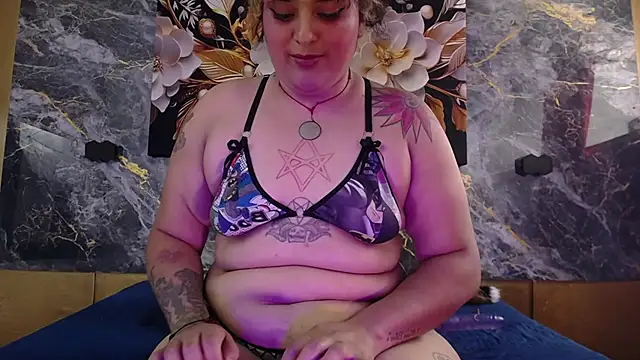 Chat XXX en directo de scarletstar616