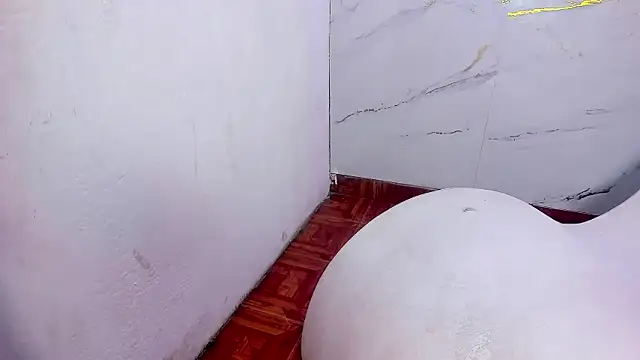 AmazingOrgasm 即時 XXX 聊天
