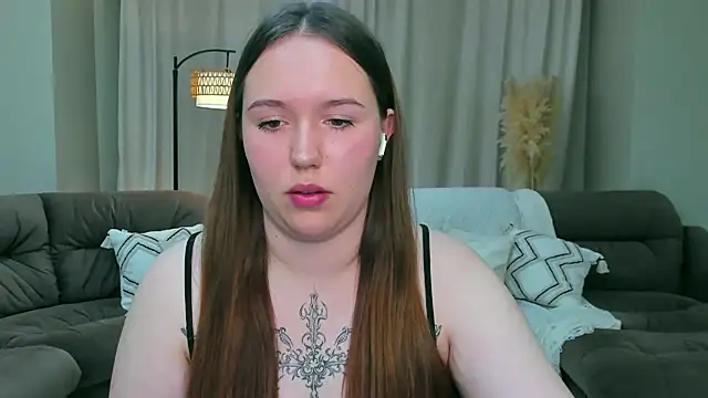 دردشة Carolina__Sweet الجنسية المباشرة