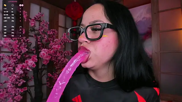 miss____anna: απευθείας συνομιλία ΧΧΧ