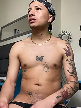 Czat XXX na żywo – Dereck_Klain