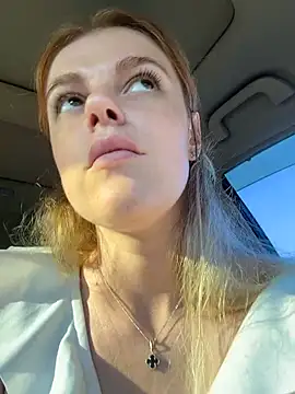 Živý XXX chat HarrietDart