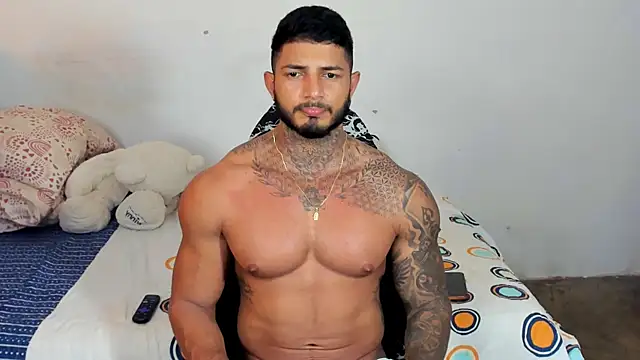 JackMclain Chat XXX in diretta