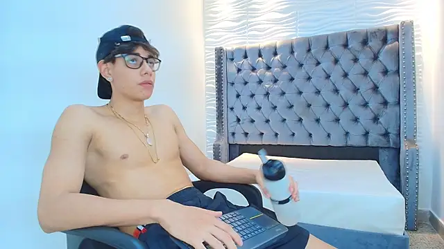 Lenny_knox2's Live XXX Chat