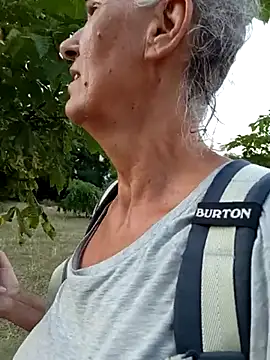 yalukerya – Naživo XXX chat